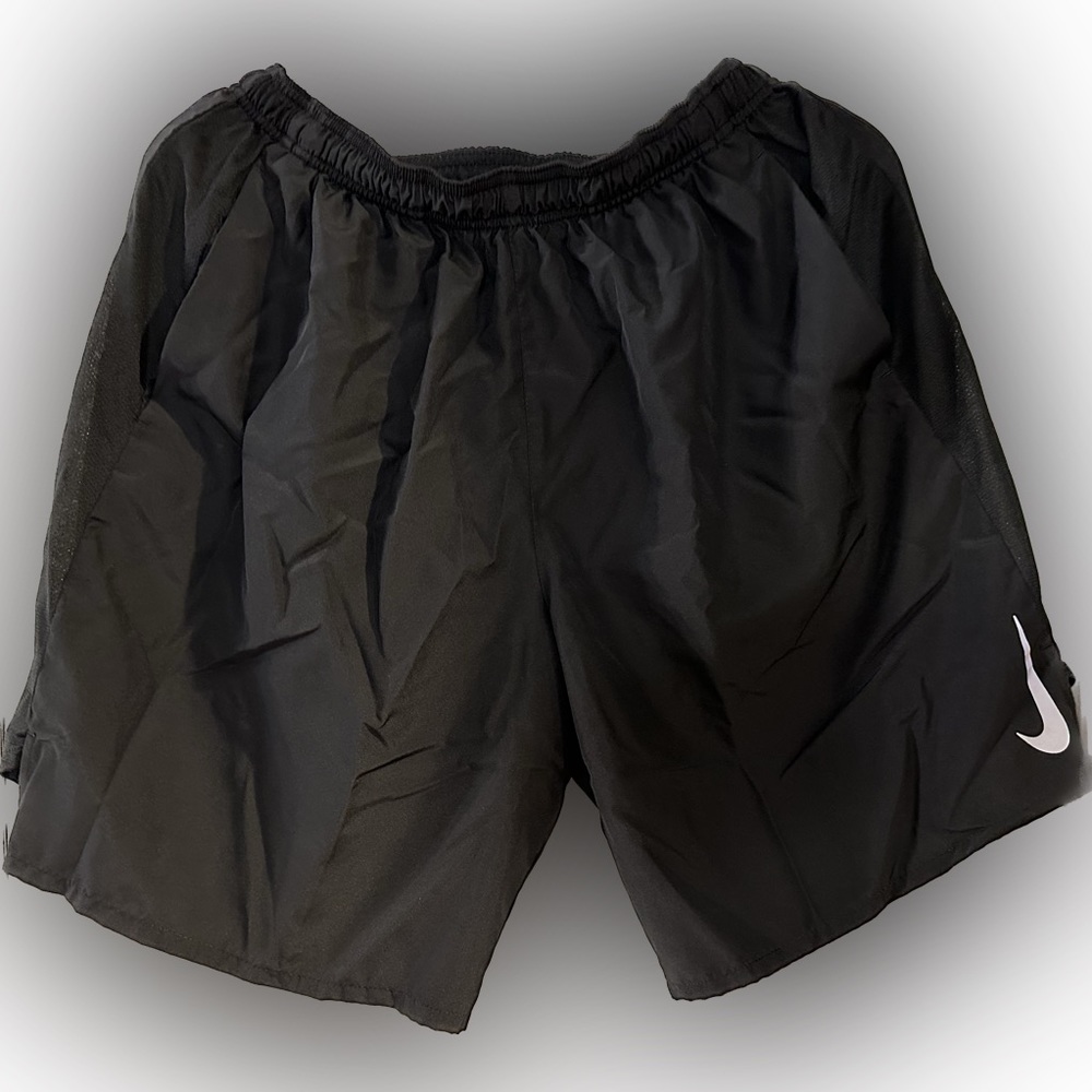 Nike Dri-FIT Shorts in Black